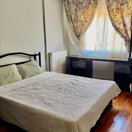 Big In Skg With Huge Balcony * Thessaloniki